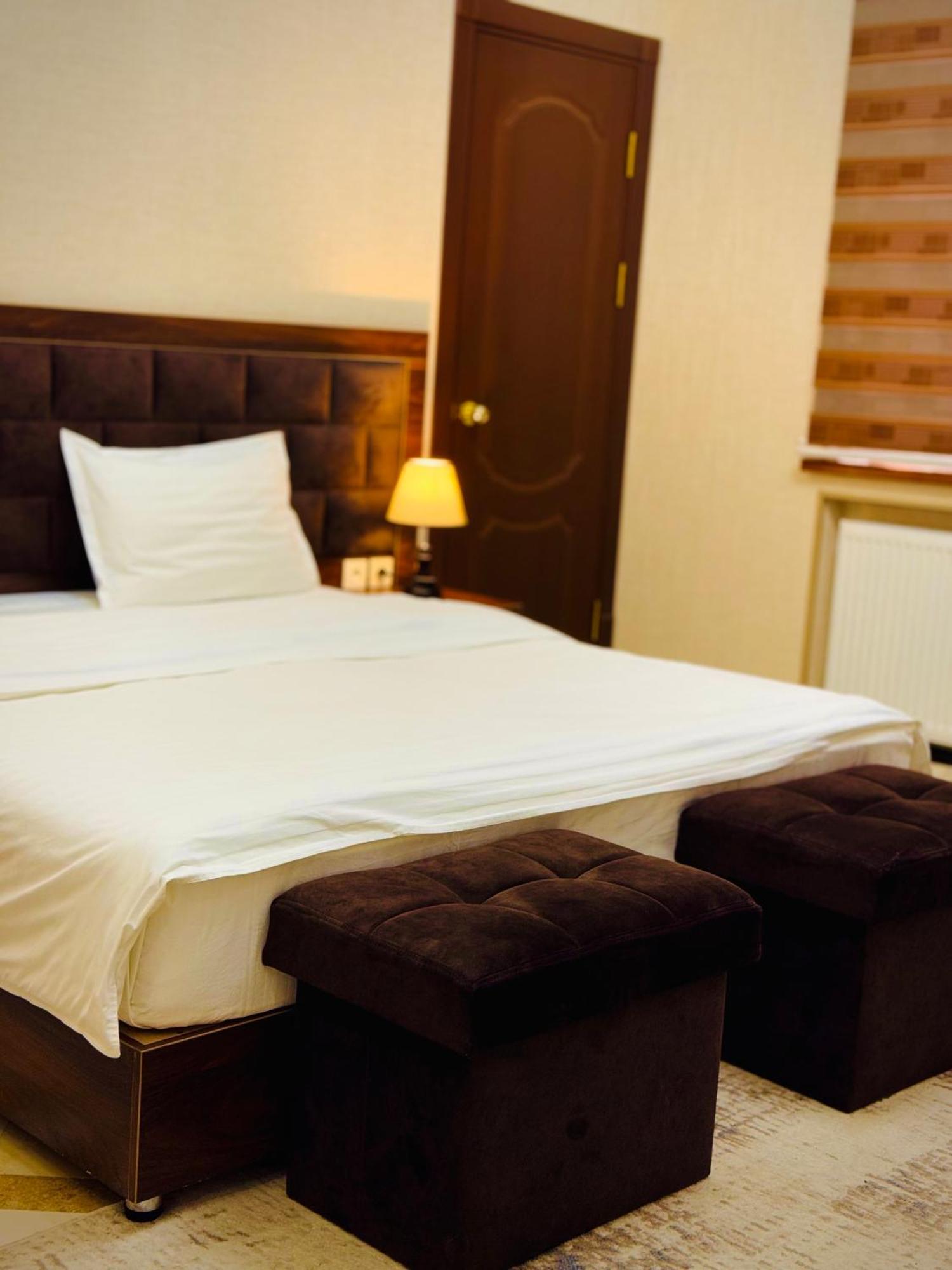ARK BILLUR HALAL Hotel Tasjkent Buitenkant foto