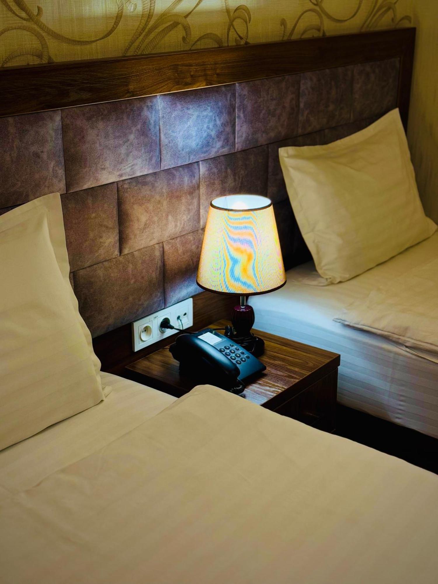 ARK BILLUR HALAL Hotel Tasjkent Buitenkant foto